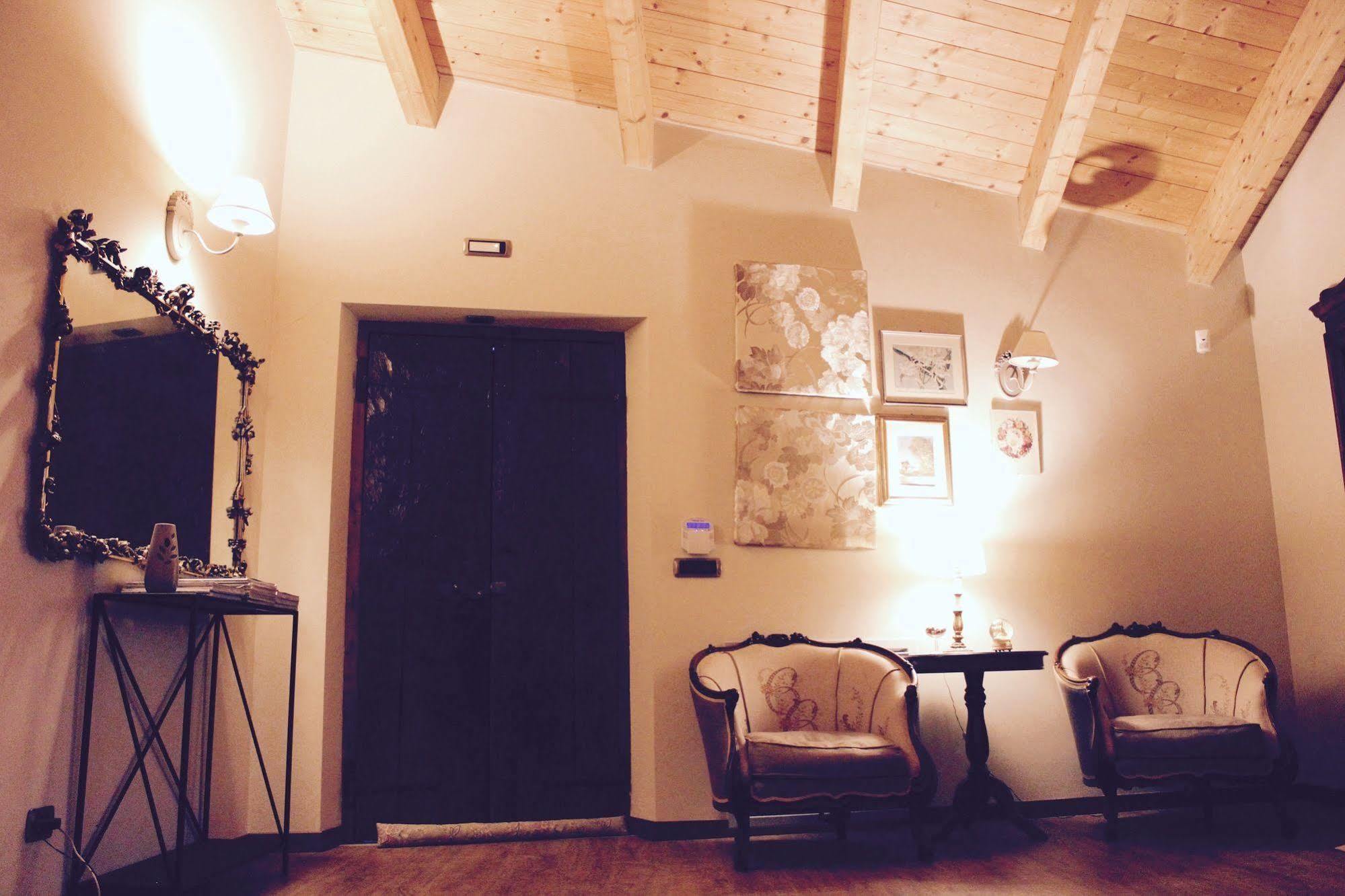 Отель Cascina Castagneto Castell'Alfero Экстерьер фото