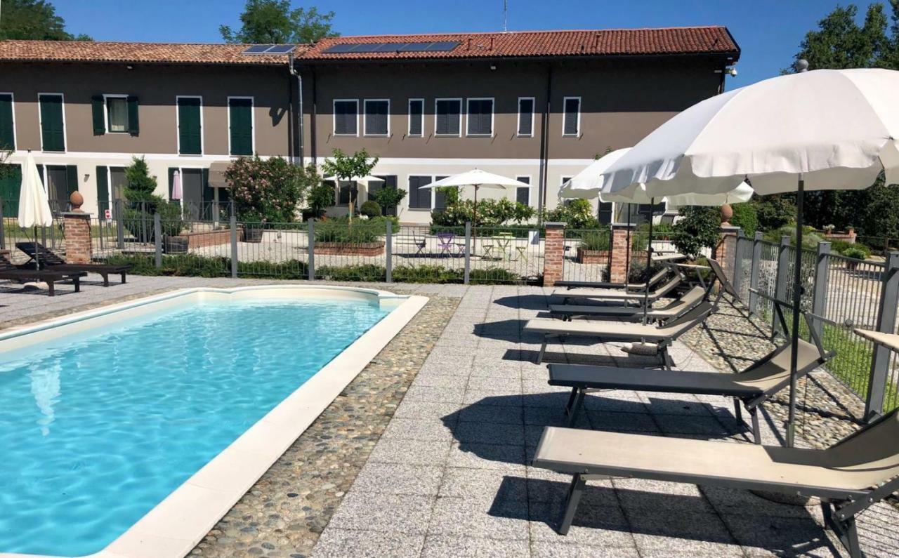 Отель Cascina Castagneto Castell'Alfero Экстерьер фото